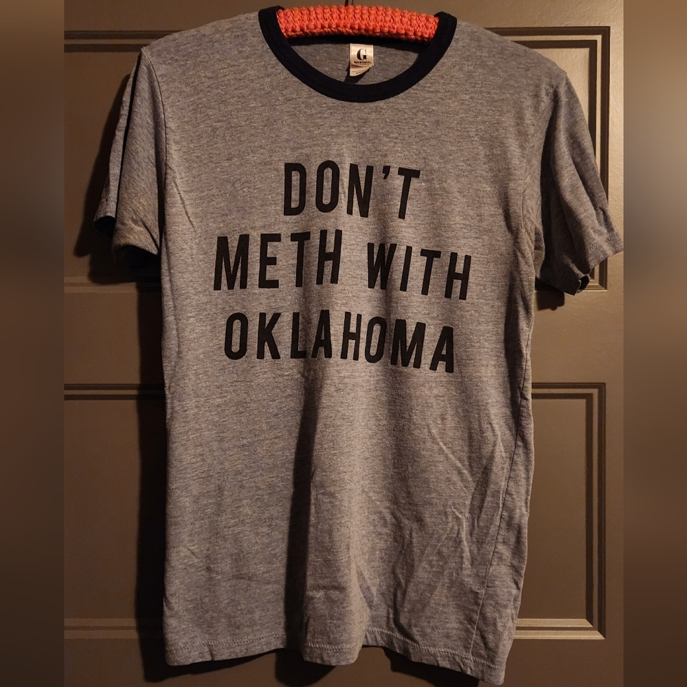 Gray/Blue Graphic T-Shirt
